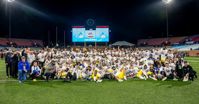 The Blue Hens celebrate their historic win after defeating Louisiana 20-13 in the 68 Ventures Bowl. 