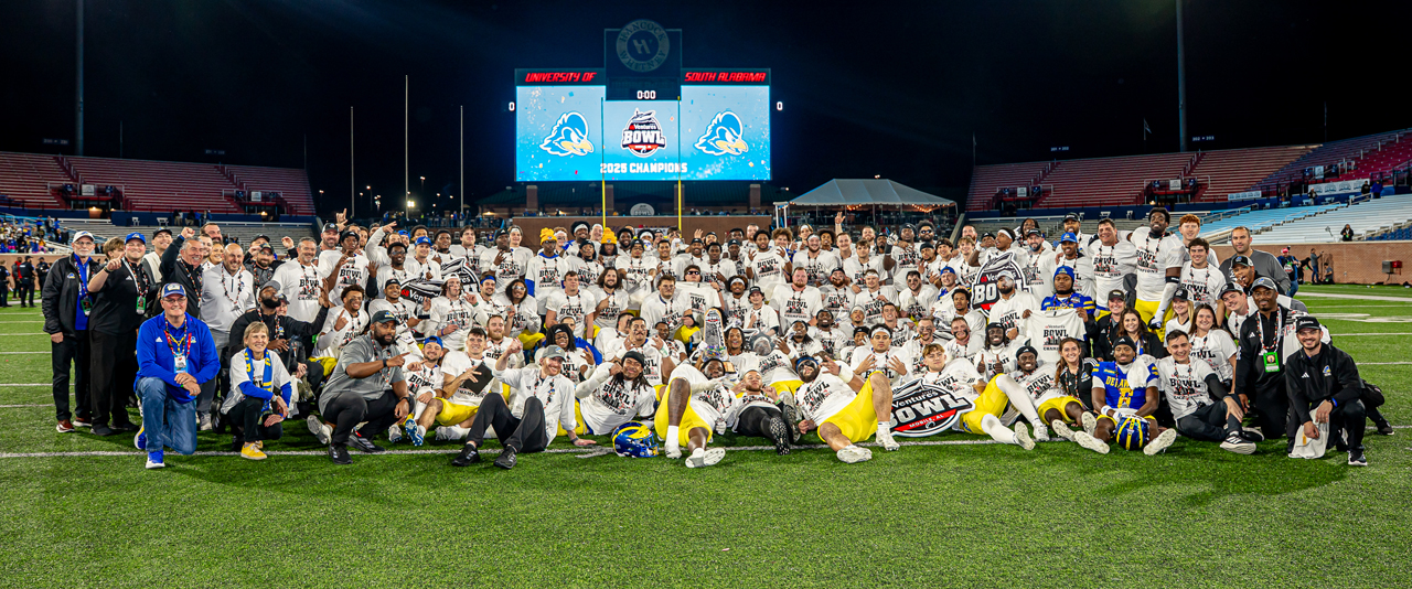 The Blue Hens celebrate their historic win after defeating Louisiana 20-13 in the 68 Ventures Bowl.