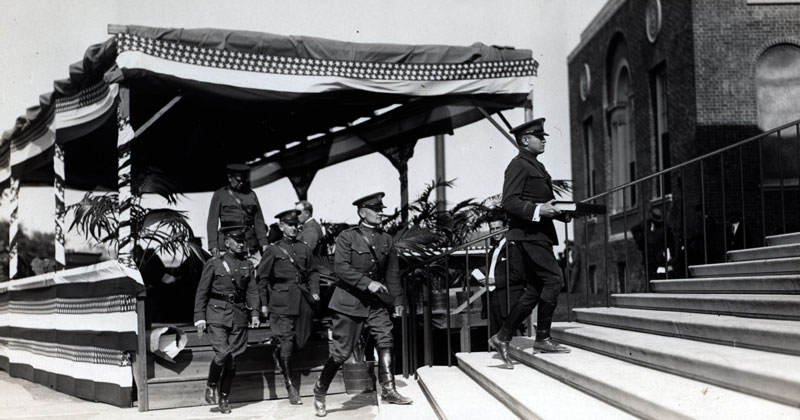 Carrying the Book of he Dead, as part of the dedication ceremony