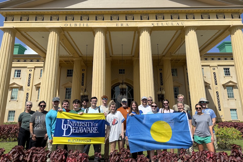 Using autonomous underwater vehicles that provide high-resolution sonar images of the sea floor, 14 undergraduates spent the winter session searching the waters of Palau, an island nation in the Western Pacific, to locate and repatriate missing World War II servicemembers. 