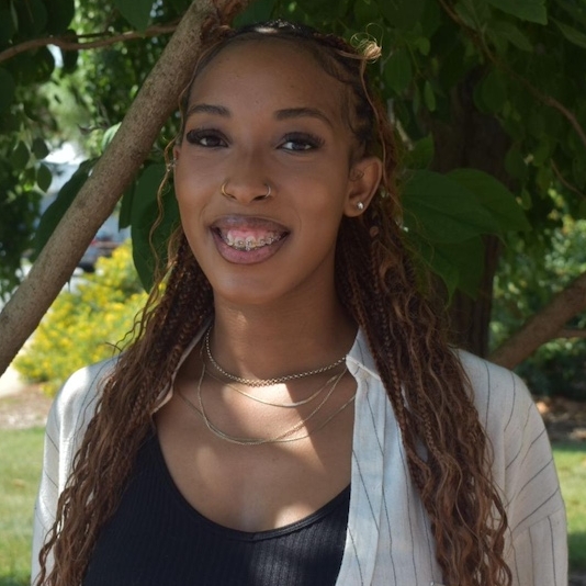 Profile photo of Makalah Wolfe.