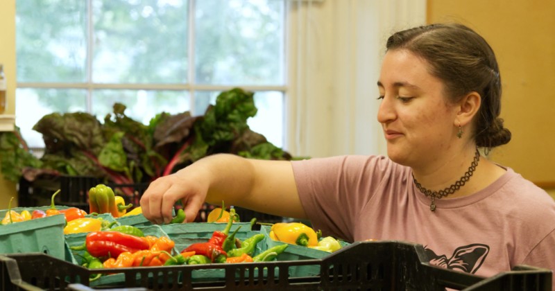 CANR_PLSC_Fresh-To-You_Zoe-Bara_091621 Transfer student Zoe Bara finds a home in Sustainable Food Systems