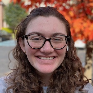 Headshot of Alyssa Rosenblum