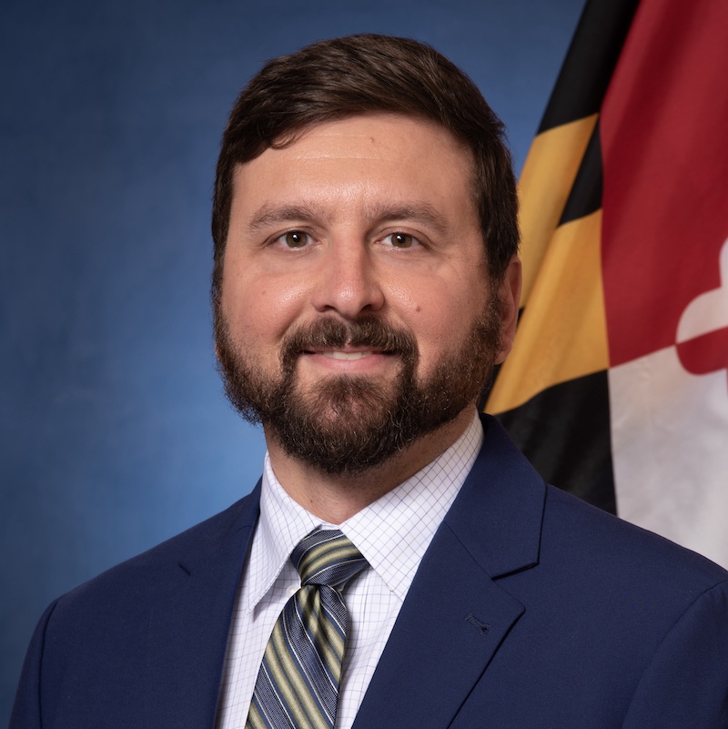 A headshot of Mr. Joshua Kurtz