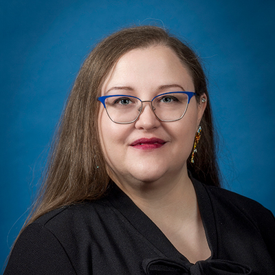 Photo headshot of Jennifer Trivedi