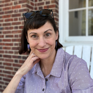 Headshot photo for Lindsay Hoffman