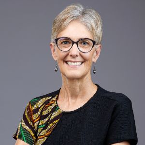 Headshot photo of Dr. Gretchen Bauer