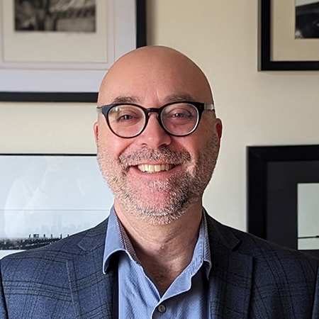 Headshot photo for Aaron Kupchik