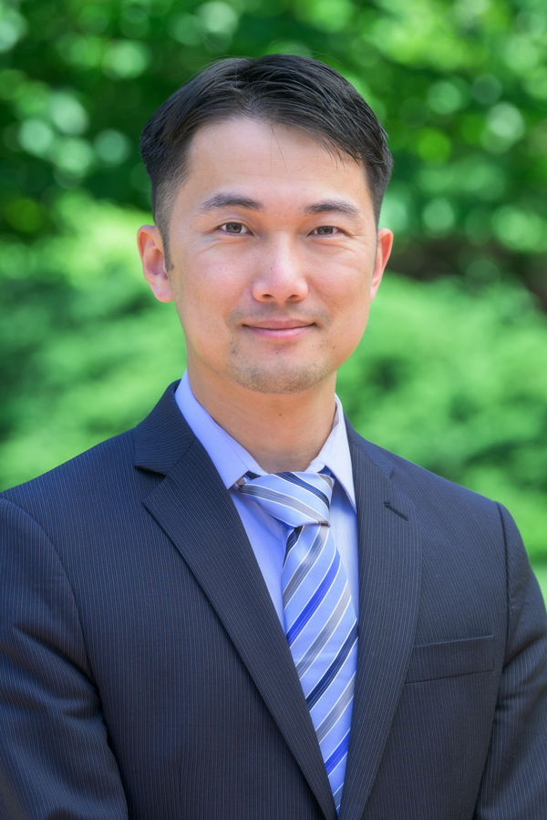 Yiwei Zhang