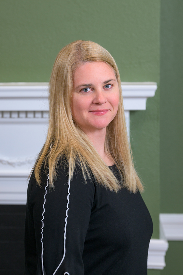 Cynthia Diefenbeck