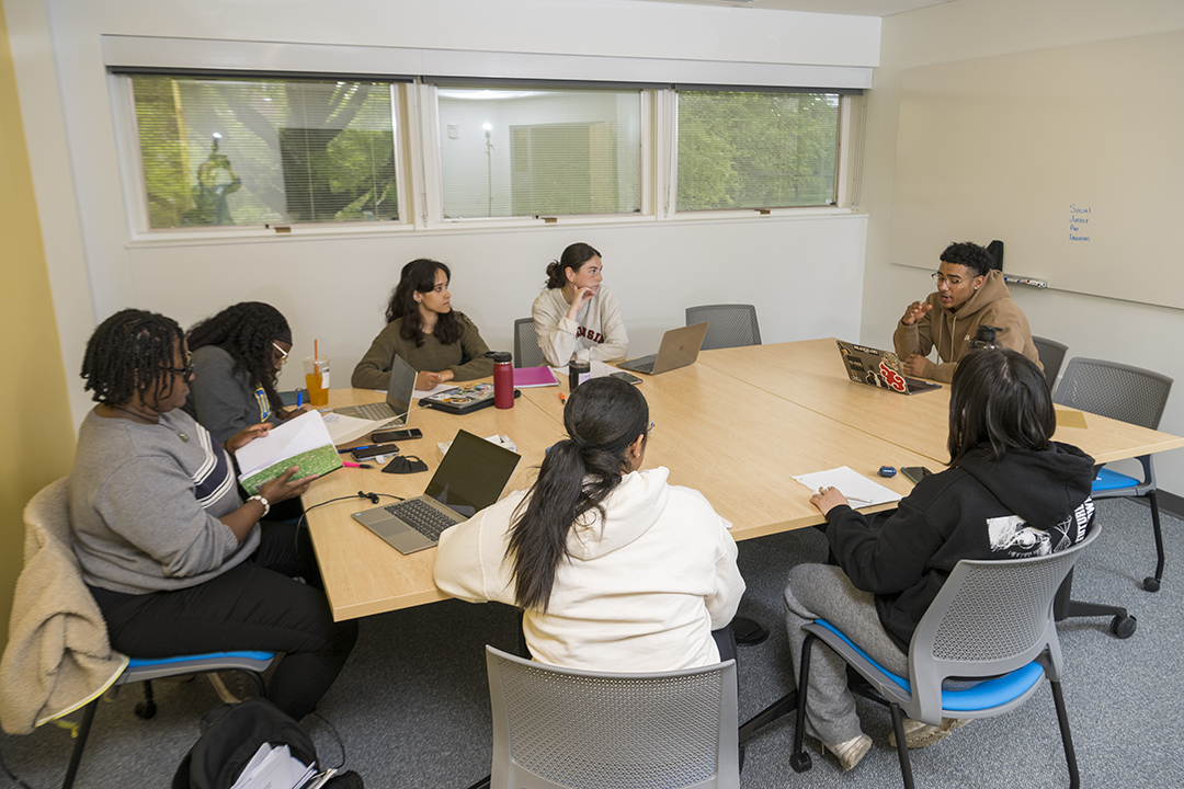 Students using the CIE Meeting/Training Room