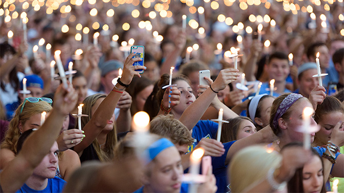 Class of 2020 Twilight Induction Ceremony held on the South Green on August 29, 2016. - (Evan Krape / University of Delaware)