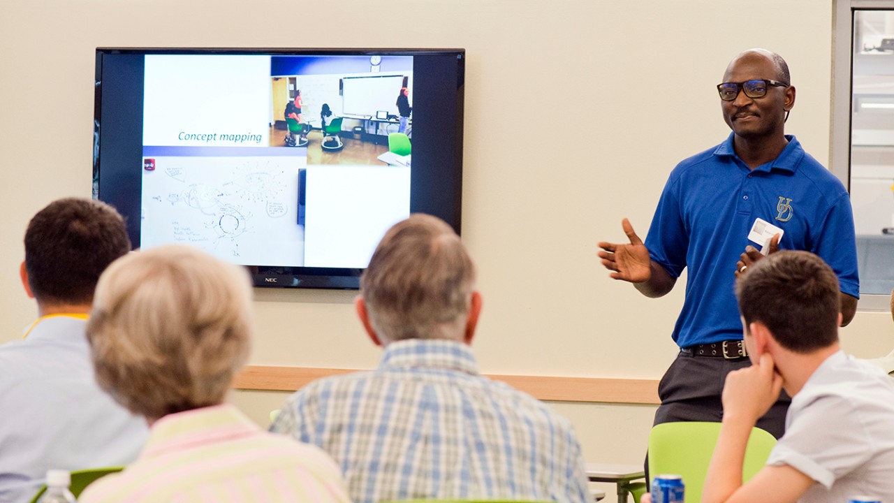 Alumni Weekend: Experience the Power of "PBL" (Problem Based Learning) Alumni Weekend: Experience the Power of "PBL" (Problem Based Learning) held in the ISE LAb Rm 110, June 4th, 2016.
