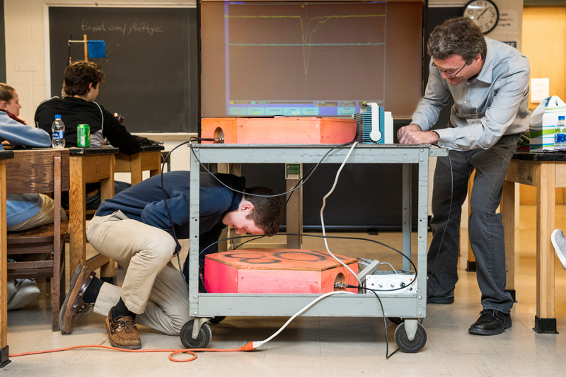 Neutrinos examined in the lab at UD