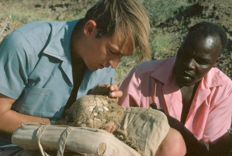 Kamoya Kimeu (right), considered one of the greatest fossil hunters of all time, worked for many years with paleoanthropologist Richard Leakey (left) and Leakey’s wife, Meave, also a paleoanthropologist. Kimeu got his start with Leakey’s world-renowned parents, Louis and Mary Leakey. Photo courtesy of Turkana Basin Institute.
