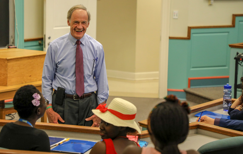 Delaware U.S. Senator Tom Carper spoke to participants in the University of Delaware’s Study of the U.S. Institute (SUSI) for Student Leaders on Women’s Leadership and Middle East Partnership Initiative (MEPI) Student Leaders Program.