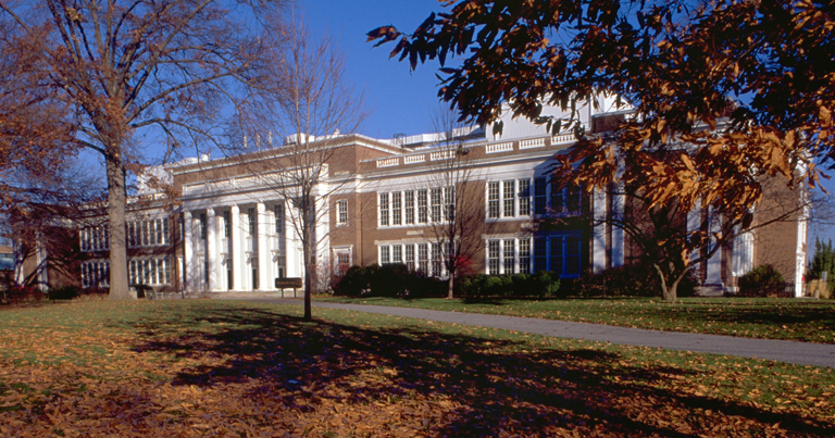 Pearson Hall. 12/03/01   Photo: Eric Crossan