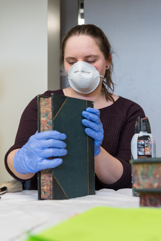 Graduate students from various programs participating in the 2018 Museum Studies 