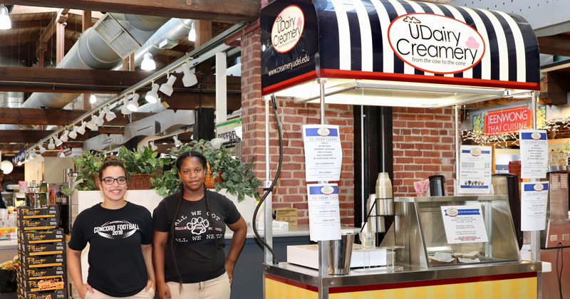 2019-07-12 | CANR_UDairy-Creamery_Riverfront-Market The UDairy Creamery stnd at the Wilmington Riverfront Market