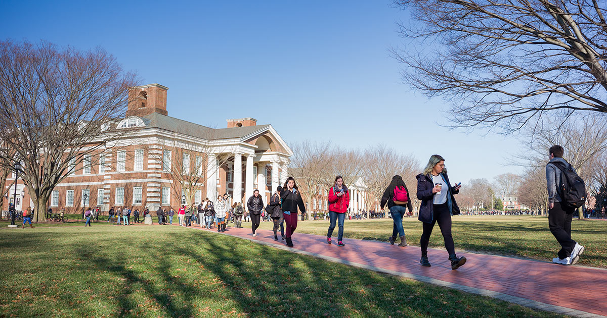 Campus-Class_Change-First_Day-Spring_2017-020617 Class change on the first day of the Spring 2017 semester. - (Evan Krape / University of Delaware)