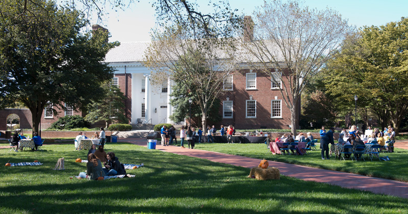 Re-Coop Day held on the Green in front of Memorial Hall on 101119
How will you reflect on your wellness and recommit to healthy habits? The University of Delaware's inaugural Blue Hen Re-Coop Day invites you to do just that with optional campus programming and other ideas for prioritizing your wellbeing