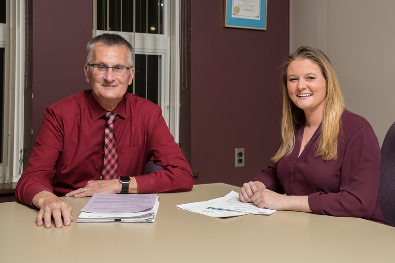 Jerry Clifton & Robyn O'Halloran - Newark Advisory Commission The College of Engineering’s student Robyn O’Halloran is an active member of the Newark Advisory Commission on environmental issues concerning the City of Newark along with the mayor Jerry Clifton.