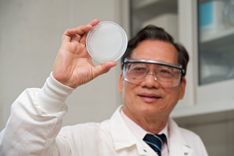 Professor Chin-Pao Huang who is conducting research into membranes which will remove perchlorates from water.