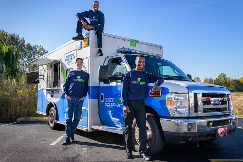 UD alumni Jonathan Hoxter and Jake Voorhees along with Markevis Gideon of Widner University are the founders of "NERDiT NOW" - an information technology service. Hoxter, as a student in the Alfred Lerner College of Business and Economics class of 2012, placed second in the "Hen Hatch" competition.