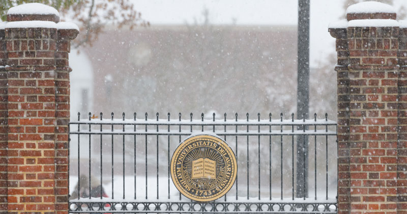 Campus-Snow-111518 Campus-Snow-111518