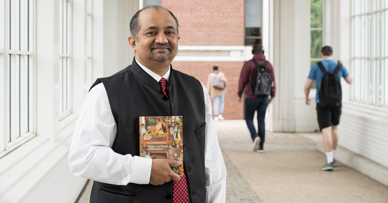 Professor Muqtedar Khan, Political Science writes a new book “Islam & Good Governace: A Political Philosophy of Ihsan” and has received accolades for his work on the book. 