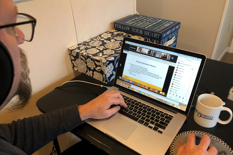 Frank Eastburn, IT/ATS meets with faculty on the last day of Spring Break to familarize professors with Zoom capabilities in advance of the first day of online class during the COVID-19 crisis.