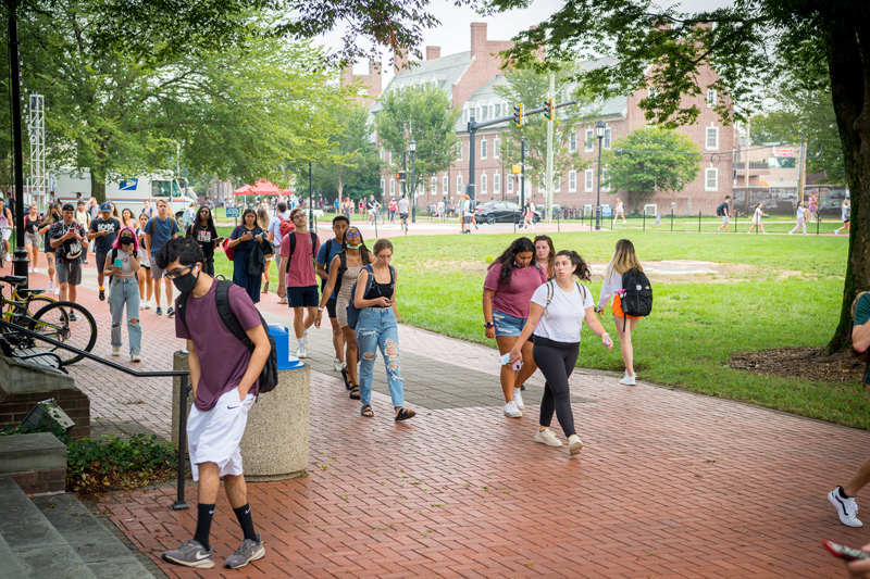 Students & faculty welcome back a new Fall 2021 semester as they hurry to classes for the start of classes. 