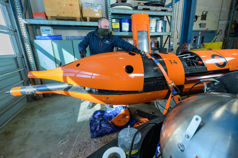 Bryan Keller is an AUV / USV (Autonomous Underwater Vehicle / Unmanned Surface Vehicle) Operator at Ocean Infinity who’s a 2011 graduate of UD’s Master’s in Oceanography degree program. Having worked with autonomous vehicles while studying at UD, he’s now back on the Lewes Campus working for Ocean Infinity, which has partnered with UD. The partnership will enable “a multidisciplinary group of UD students and faculty members the opportunity to get hands-on experience with the latest technology in the unmanned underwater and surface vehicle fields, as well as access to scores of deep-sea datasets” [UDaily]