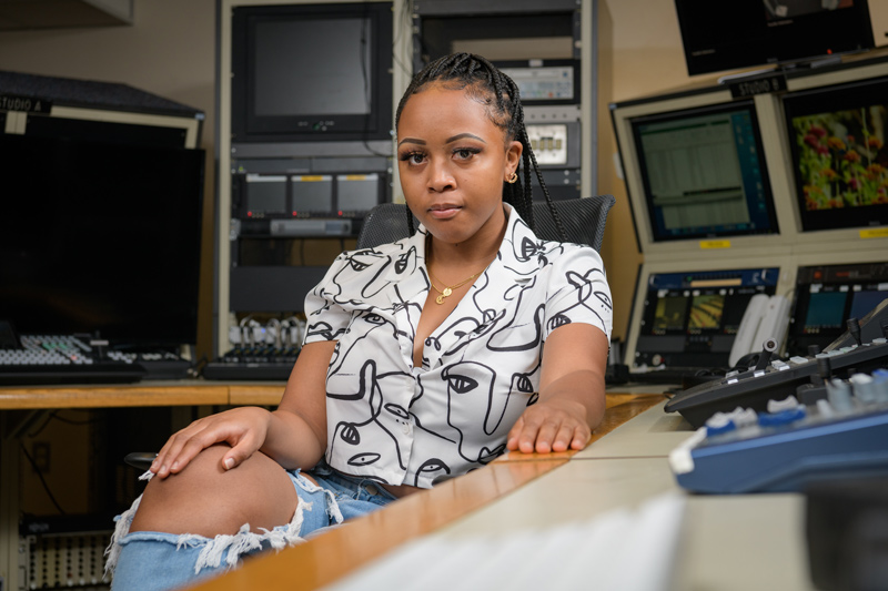 Summer_Research-URP-CAS-Lewis_Charise-081721 Charise Lewis is a Senior in the College of Arts and Sciences who is conducting summer research on the portrayals of black women in the media, specifically looking at streaming services.
