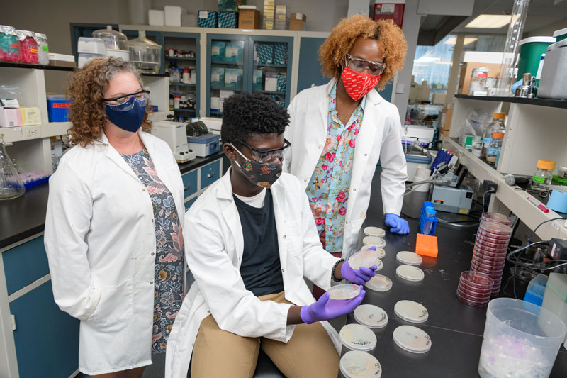 CEOE-REU_Program-Ellis_TreVaughn-081321 CEOE-REU_Program-Ellis_TreVaughn-081321