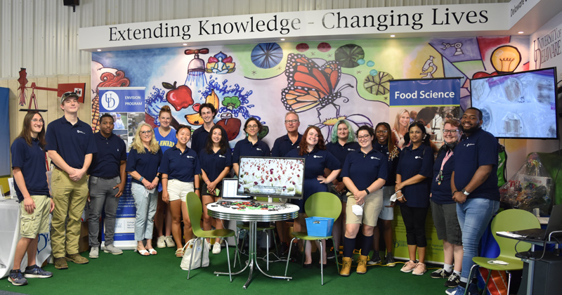 In UD’s Envision program, interns develop and test their own hypotheses and work with faculty to tackle pressing challenges in animal health, nutrient management, food microbiology and more. At the end of the summer, the group presents the research to the public at the Delaware State Fair. In UD’s Envision program, interns develop and test their own hypotheses and work with faculty to tackle pressing challenges in animal health, nutrient management, food microbiology and more. At the end of the summer, the group presents the research to the public at the Delaware State Fair.