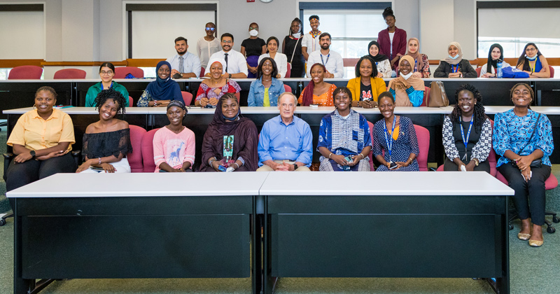 Sen. Tom Carper met with international students at UD this summer. Sen. Tom Carper met with international students at UD this summer.