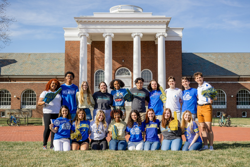 University of Delaware New Student Orientation leaders gather on The Green to prepare to welcome first-year Blue Hens coming to campus this summer, beginning June 21. University of Delaware New Student Orientation leaders gather on The Green to prepare to welcome first-year Blue Hens coming to campus this summer, beginning June 21.