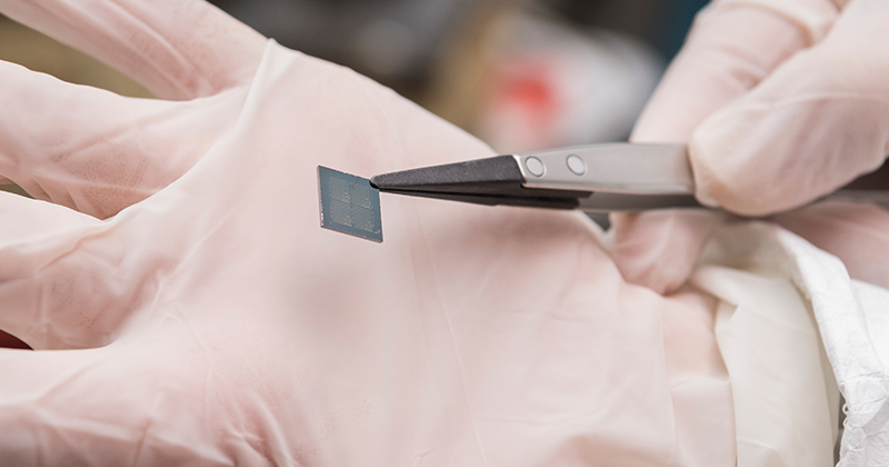 The focus of Zeng’s research is to develop new electronic devices for high-performance applications like 6G wireless communications. The focus of Zeng’s research is to develop new electronic devices for high-performance applications like 6G wireless communications.