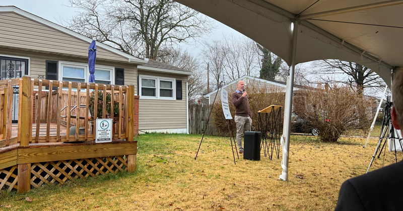 Stephen Metraux explains key findings from the report, “A Needs Assessment for Repairs to Low-Income Owner-Occupied Housing in Delaware,” during the Delaware Habitat for Humanity affiliated press conference on Dec. 7, 2022.