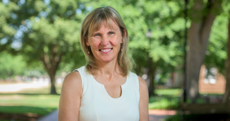 Provost-Carlson_Laura-Portraits-061022 Provost Laura Carlson