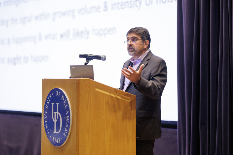 Kamran Bokhari, an expert on Middle Eastern geopolitics, speaks to an audience in the Trabant University Center Theater