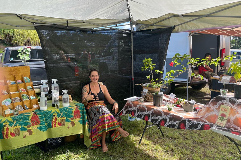 Through her business ‘Āina Akua Plants, Lizzy Baxter brings access and awareness of important native fauna and flora back to local communities. Through her business ‘Āina Akua Plants, Lizzy Baxter brings access and awareness of important native fauna and flora back to local communities.