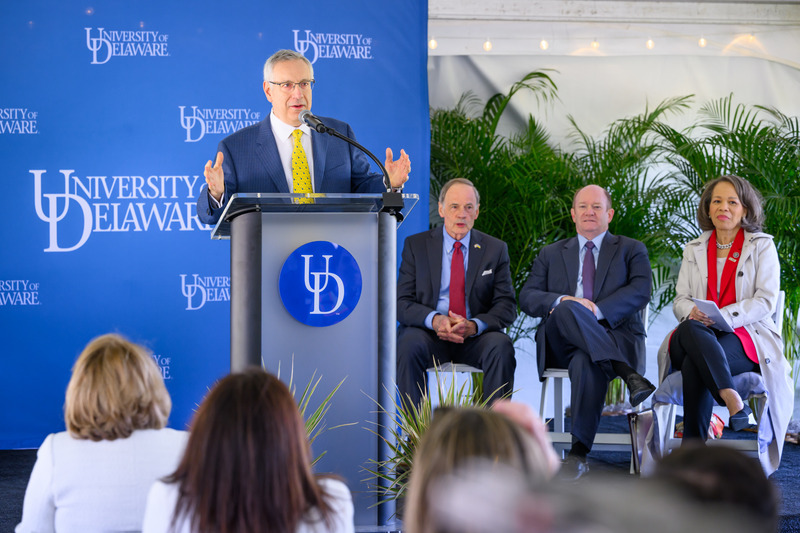 UD leaders, Delaware’s Congressional delegation and members of the life sciences industry gathered Monday, April 22, to mark the next chapter in the development of the Securing American Biomanufacturing Research and Education (SABRE) Center.