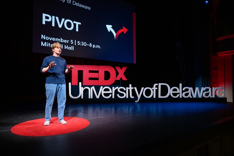 William Woelki presents his research at the 2025 TEDXUniversityofDelaware event on Nov. 5.