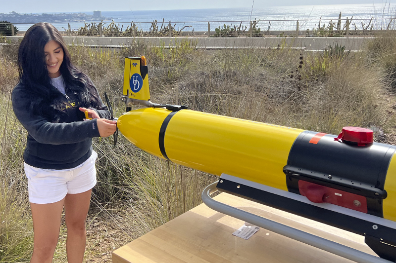 Rodriguez is using her award to optically detect the daily diel vertical migration of organisms in the sea. As part of her research, she used a glider equipped with both acoustic and optic sensors and started collecting data for the first time in Santa Barbara in the fall of 2024. 
