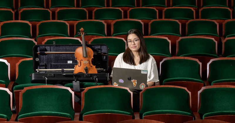 April Kwon, a University of Delaware senior and accomplished violist, has spent the summer studying how musical training affects the brains of musicians, especially their sensory perception. Kwon is pursuing a double major — applied music (viola) and cognitive science — and studying under the supervision of neuroscientist Stuart McCaughey, assistant professor of psychological and brain sciences. April Kwon, a University of Delaware senior and accomplished violist, has spent the summer studying how musical training affects the brains of musicians, especially their sensory perception. Kwon is pursuing a double major — applied music (viola) and cognitive science — and studying under the supervision of neuroscientist Stuart McCaughey, assistant professor of psychological and brain sciences.
