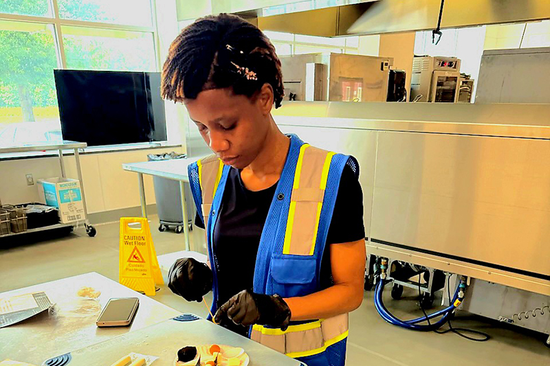 Fadzai Dube, a master of public health in epidemiology student, took part in cooking demos during her practicum at the Food Bank of Delaware. 