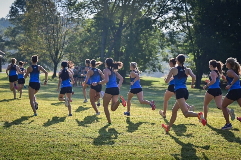 The UD Club Cross Country Track and Field Team 