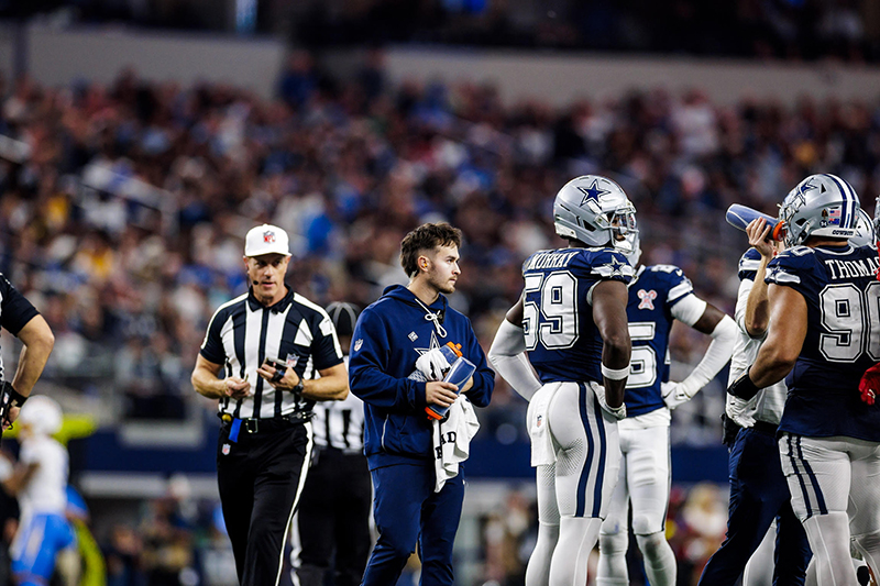 Working as a graduate assistant athletic trainer in the NFL is a dream job for UD alumnus Nate Benjamin. 